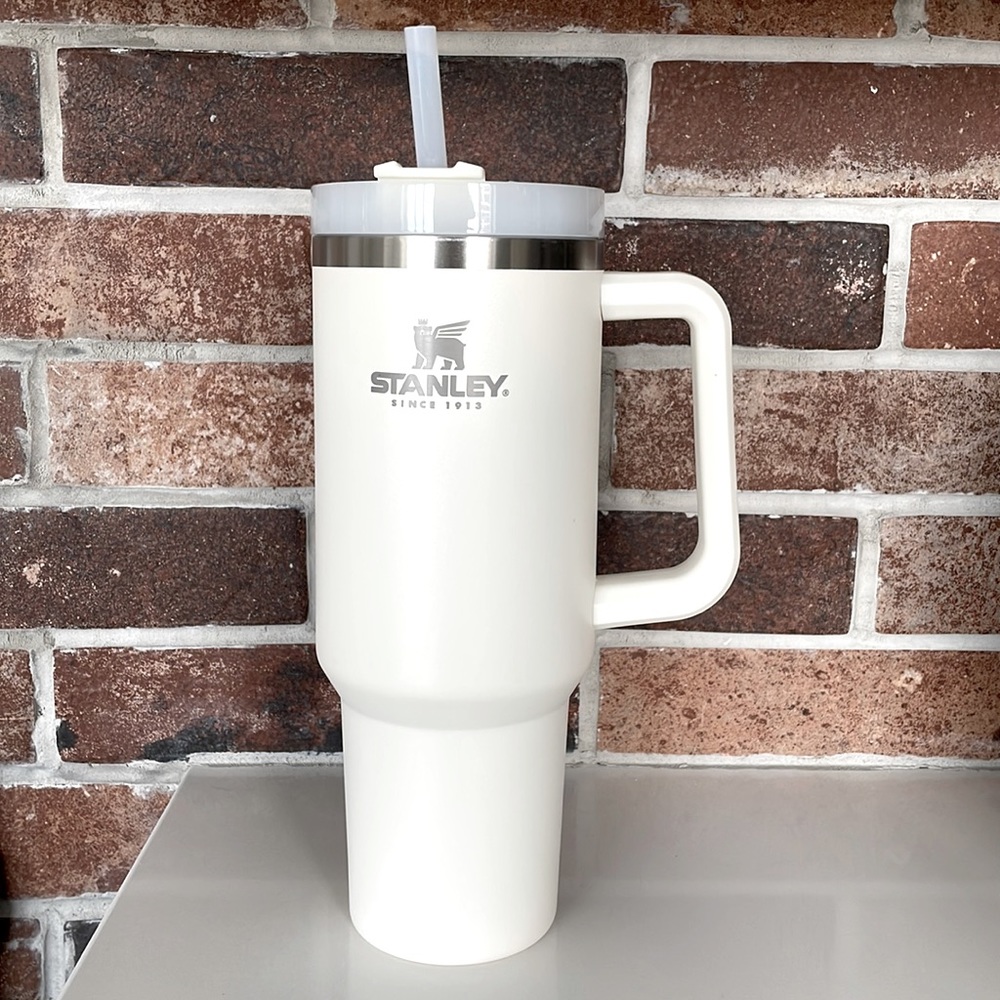 Stanley 40oz Quencher